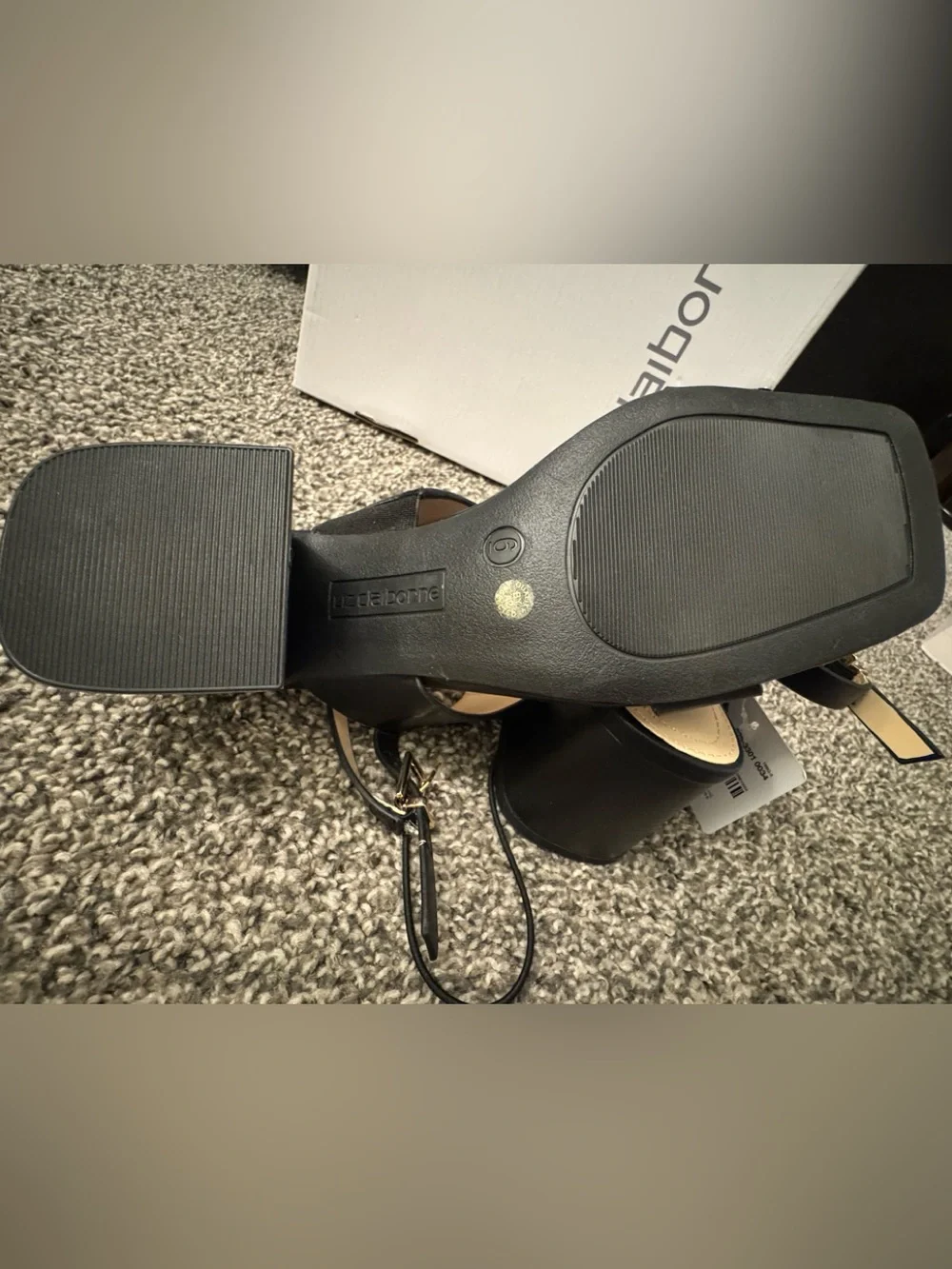 Liz Claiborne Portola Black Sandals – Size 6 M